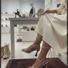 Strappy sandals with sculptural block heels (280)