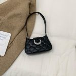 Crescent Moon Clasp Shoulder Bag  (LYL190)