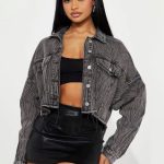 Cropped, acid-washed black denim jacket (2745)