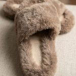Faux fur slippers(2605)