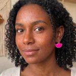Fan-shaped stud earring