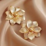 Flower statement studs earring