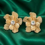 Vertical ridges earrings