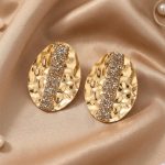 Oval statement studs earrings