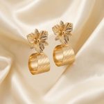 Floral textured band drop earrings