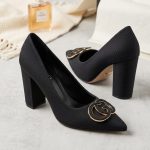 Sophisticated shoes (XS358)