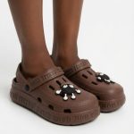 Clogs with whimsical character details (2607)