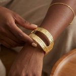 Striking bangle(1193)